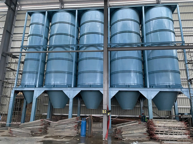 Bồn chứa công nghiệp - Bồn Chứa Đức Mạnh - Công Ty TNHH Sản Xuất Và Thương Mại Đức Mạnh